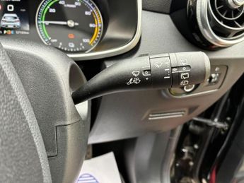 MG MG ZS 44.5kWh Excite Auto 5dr