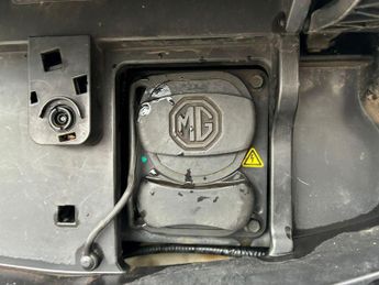 MG MG ZS 44.5kWh Excite Auto 5dr