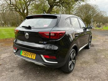 MG MG ZS 44.5kWh Excite Auto 5dr