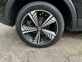 MG MG ZS 44.5kWh Excite Auto 5dr