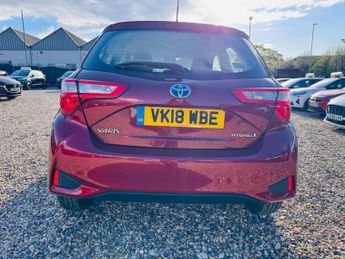 Toyota Yaris 1.5 VVT-h Icon Tech E-CVT Euro 6 (s/s) 5dr