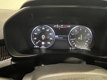 Volvo XC40 1.5 T3 R-Design Auto Euro 6 (s/s) 5dr