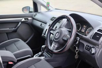 Volkswagen Touran 1.4 TSI SE DSG Euro 5 5dr