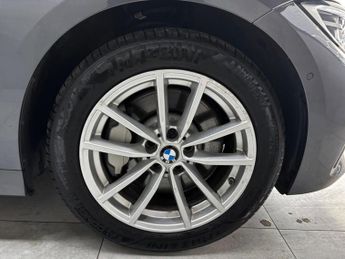 BMW 3 Series 2.0 330e 12kWh SE Pro Auto Euro 6 (s/s) 4dr