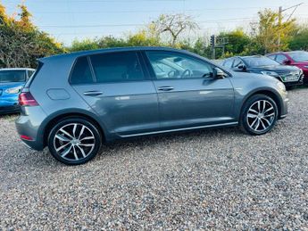 Volkswagen e-Golf 35.8kWh e-Golf Auto 5dr