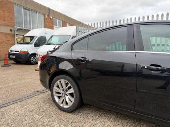 Vauxhall Insignia 1.8 16V SRi Euro 5 5dr
