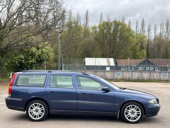 Volvo V70 2.4 SE 5dr