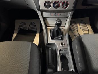 Ford Focus 1.6 Zetec S 5dr