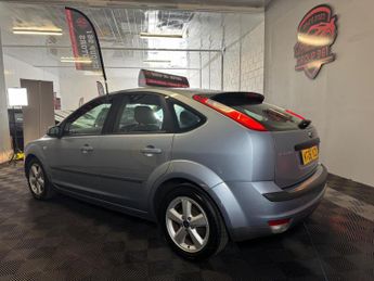 Ford Focus 1.6 Zetec Climate 5dr