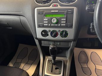 Ford Focus 1.6 Zetec Climate 5dr