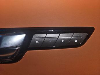 Land Rover Range Rover Evoque 2.2 SD4 Prestige Auto 4WD Euro 5 5dr