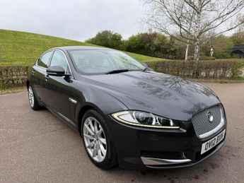 Jaguar XF 2.2d Luxury Auto Euro 5 (s/s) 4dr