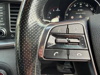 Kia Sorento 2.2 CRDi GT-Line Auto AWD Euro 6 (s/s) 5dr