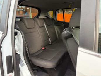 Ford B-Max 1.6 Titanium MPV 5dr Petrol Powershift Euro 5 (105 ps)