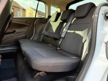 Ford B-Max 1.6 Titanium MPV 5dr Petrol Powershift Euro 5 (105 ps)