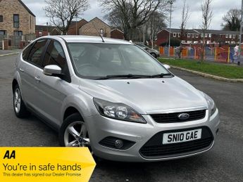 Ford Focus 1.6 TDCi DPF Zetec Hatchback 5dr Diesel Manual (115 g/km, 108 bh