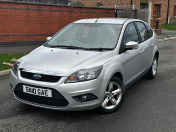 Ford Focus 1.6 TDCi DPF Zetec Hatchback 5dr Diesel Manual (115 g/km, 108 bh