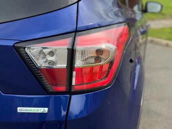 Ford Kuga 1.5T EcoBoost Titanium SUV 5dr Petrol Auto AWD Euro 6 (s/s) (182