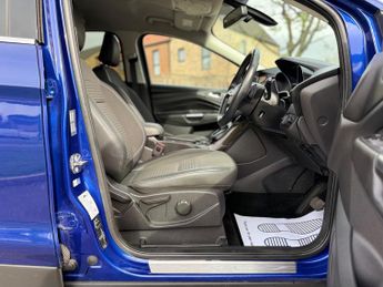 Ford Kuga 1.5T EcoBoost Titanium SUV 5dr Petrol Auto AWD Euro 6 (s/s) (182