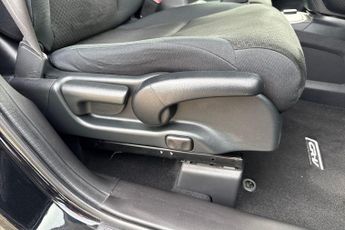 Honda CR-V 2.0 i-VTEC SE Nav/DASP Auto