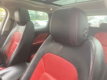 Jaguar F-PACE 2.0 D180 R-Sport Auto AWD Euro 6 (s/s) 5dr