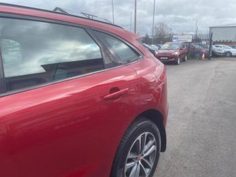 Jaguar F-PACE 2.0 D180 R-Sport Auto AWD Euro 6 (s/s) 5dr