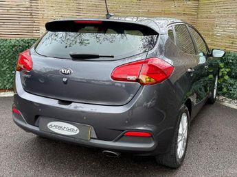 KIA CEED 1.6 GDi 3 Hatchback 5dr Petrol DCT Euro 5 (133 bhp) 12 MONTHS AA