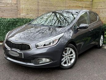 KIA CEED 1.6 GDi 3 Hatchback 5dr Petrol DCT Euro 5 (133 bhp) 12 MONTHS AA