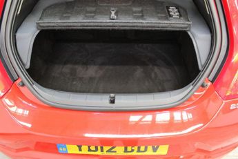Volvo C30 2.0 R-Design Sports Coupe Euro 5 3dr
