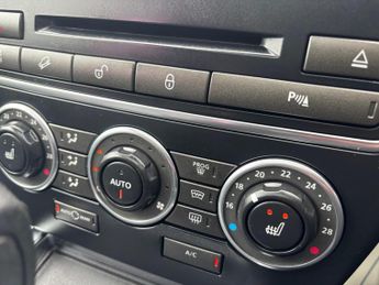 Land Rover Freelander 2 2.2 SD4 HSE Lux CommandShift 4WD Euro 5 5dr