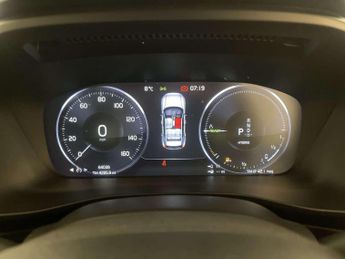 Volvo XC40 1.5h T4 Recharge 10.7kWh Plus SUV 5dr Petrol Plug-in Hybrid Auto