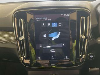 Volvo XC40 1.5h T4 Recharge 10.7kWh Plus SUV 5dr Petrol Plug-in Hybrid Auto