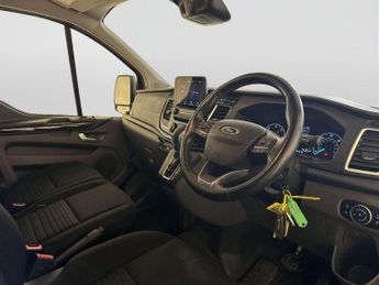 Ford Transit Custom 2.0 300 EcoBlue Limited Panel Van 5dr Diesel Auto L2 H1 Euro 6 (