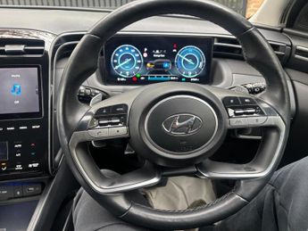 Hyundai TUCSON 1.6 h T-GDi 13.8kWh Premium Auto 4WD Euro 6 (s/s) 5dr