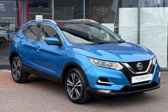 Nissan Qashqai 1.3 DIG-T (158ps) N-Connecta [Glass Roof]