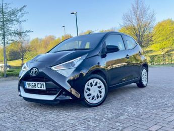 Toyota AYGO 1.0 VVT-i x-play Euro 6 5dr