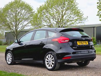 Ford Focus 1.5T EcoBoost Titanium Auto Euro 6 (s/s) 5dr