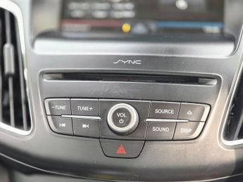 Ford Focus 1.5T EcoBoost Titanium Auto Euro 6 (s/s) 5dr