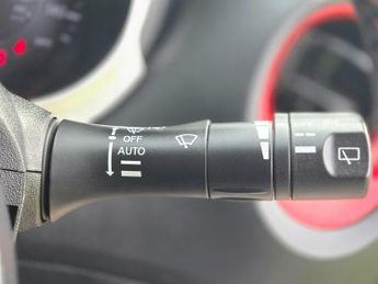 Nissan Juke 1.6 Tekna XTRON Euro 5 5dr