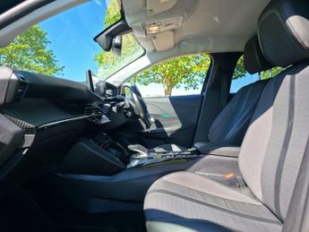 Peugeot 208 1.2 PureTech Allure Premium EAT Euro 6 (s/s) 5dr