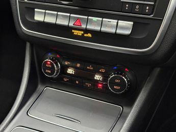 Mercedes-Benz CLA 1.6 CLA180 Sport Coupe 7G-DCT Euro 6 (s/s) 4dr