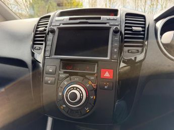 Kia Venga 1.6 3 Auto Euro 5 5dr (Sat Nav)