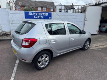 Dacia Sandero 1.5 dCi Laureate Euro 5 5dr