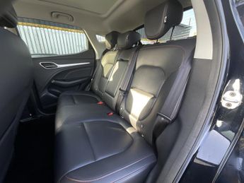 Mg Mg Zs ZS TROPHY EV