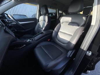 Mg Mg Zs ZS TROPHY EV