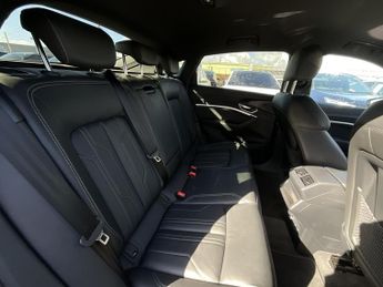 Audi E-Tron S LINE 55 QUATTRO