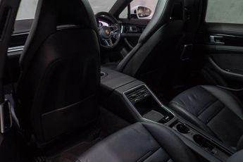 Porsche Panamera 3.0 V6 4 Saloon PDK 4WD Euro 6 (s/s) 5dr