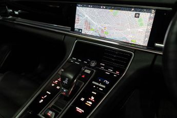 Porsche Panamera 3.0 V6 4 Saloon PDK 4WD Euro 6 (s/s) 5dr