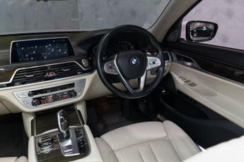 BMW 7 Series 3.0 730d MHT Auto xDrive Euro 6 (s/s) 4dr