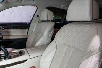 BMW 7 Series 3.0 730d MHT Auto xDrive Euro 6 (s/s) 4dr